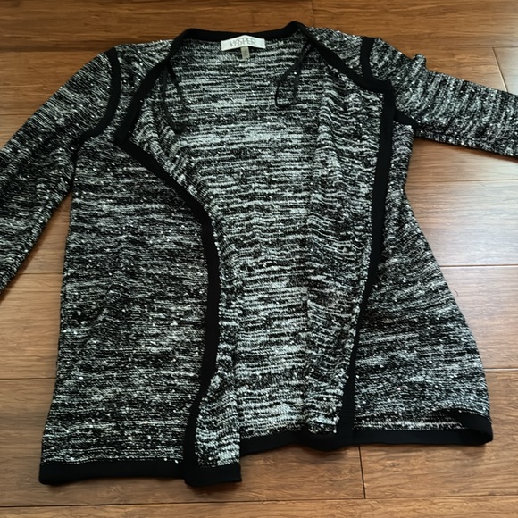 🌟FREE🌟Kasper Black/Gray Sparkle Knit Tweed Contrast Trim Cardigan Women’s Size S - Picture 3 of 5